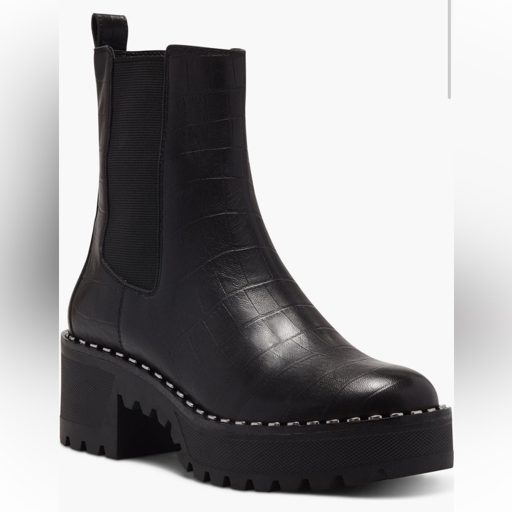 Vince Camuto Madisha Chelsea Boot